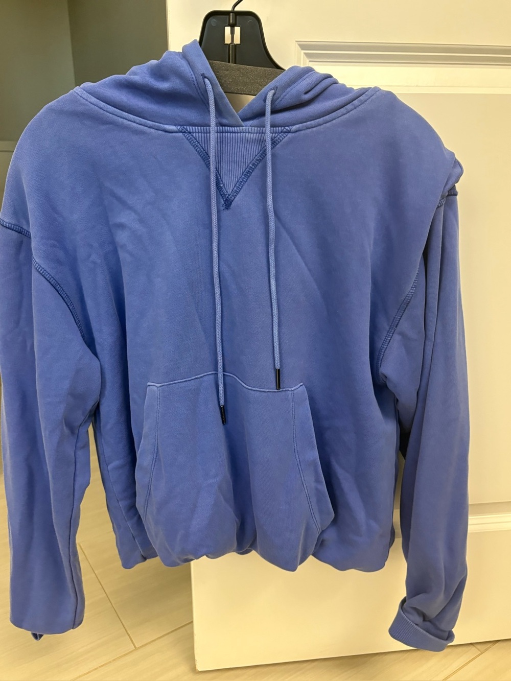 Evereve Periwinkle Hayden Bubble Hem Hoodie NWT